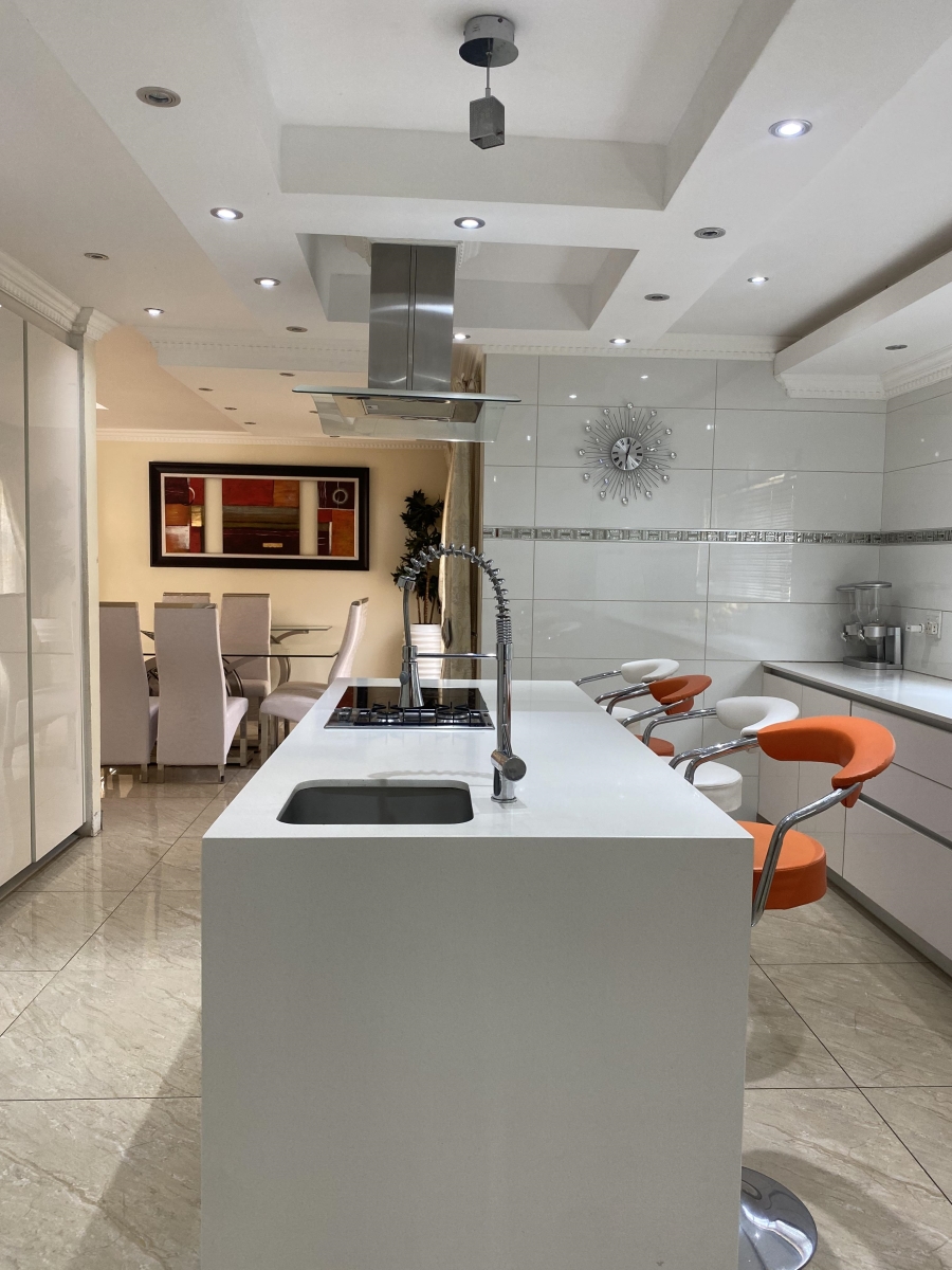 4 Bedroom Property for Sale in Xanadu Eco Park North West